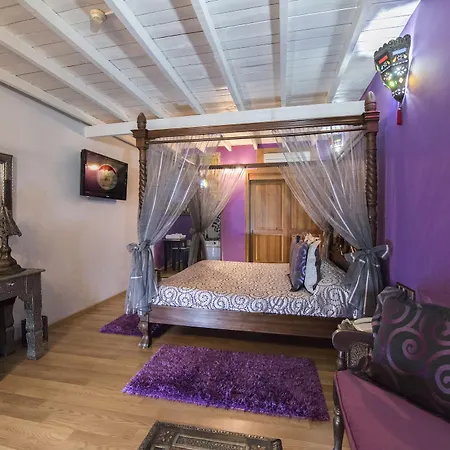 El Mirador Hotel 3*