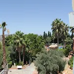 El Mirador Hotel