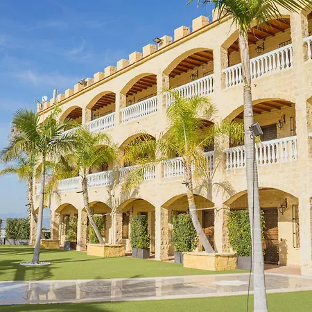 El Mirador 3*
